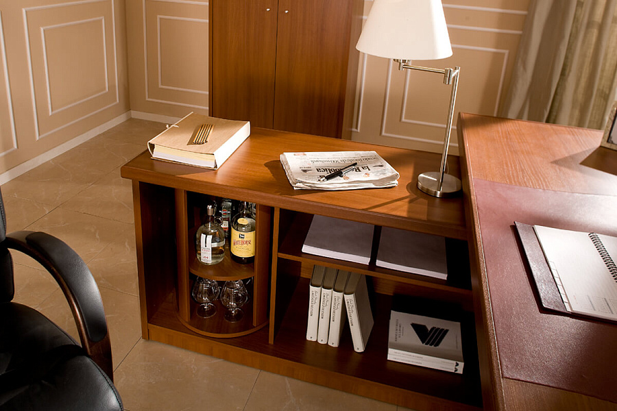 картинка Кабинеты руководителя Bristol