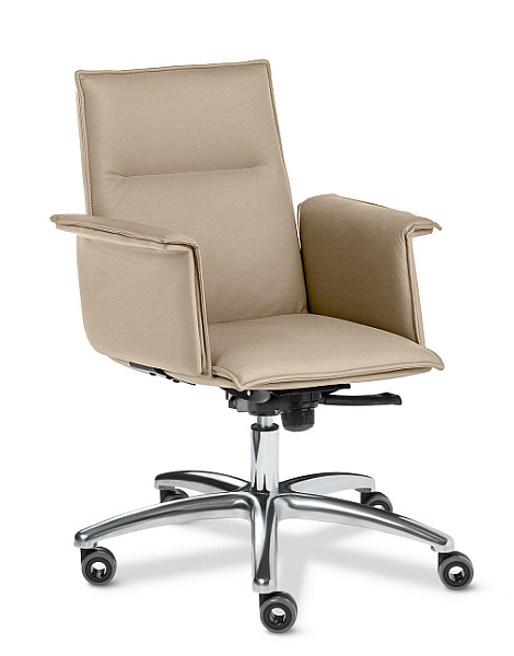 картинка Кресло для руководителя Multi-office Epsilon Luxe B